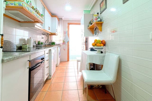 3 Zimmer Bungalow zu verkaufen in Los Europeos, Torrevieja mit Garage - 245.000 € (Ref: 8872287)