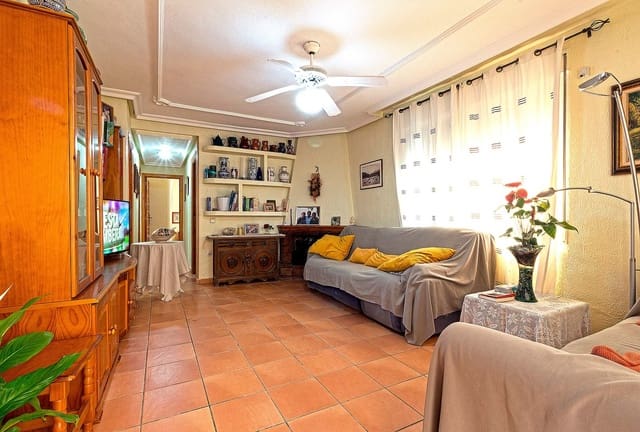 3 Zimmer Bungalow zu verkaufen in Los Europeos, Torrevieja mit Garage - 245.000 € (Ref: 8872287)