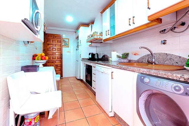 3 Zimmer Bungalow zu verkaufen in Los Europeos, Torrevieja mit Garage - 245.000 € (Ref: 8872287)