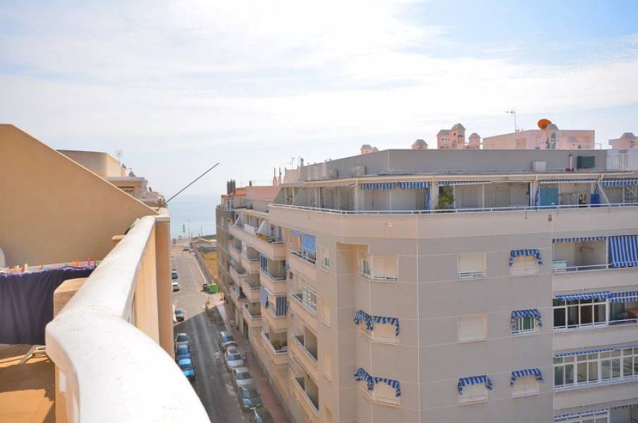 3 soveværelse Penthouse til salg i Torrevieja - € 210.000 (Ref: 8872309)