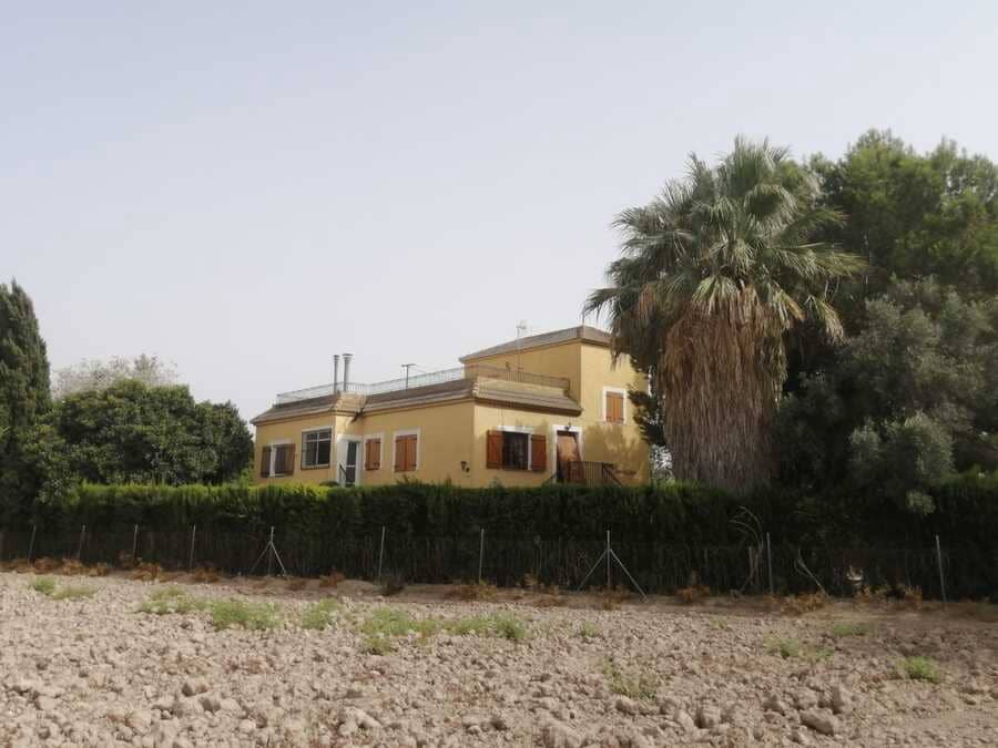 4 slaapkamer Villa te koop in Daya Nueva - € 320.000 (Ref: 8872333)