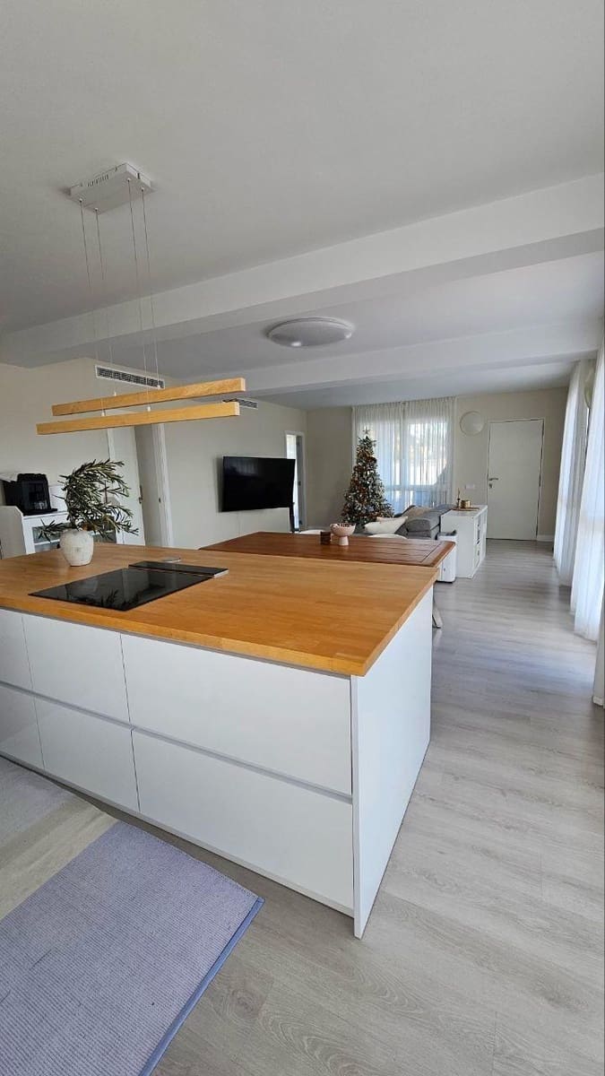 4 soveværelse Villa til salg i Orihuela med swimmingpool - € 449.000 (Ref: 8872356)