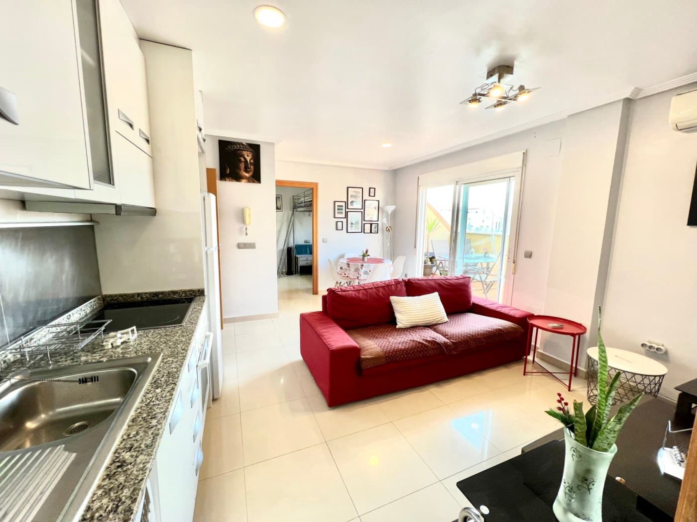 2 chambre Penthouse à vendre à Torrevieja - 165 000 € (Ref: 8872360)