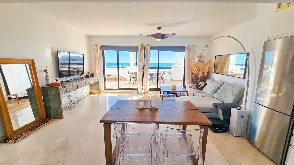 3 bedroom Penthouse for sale in Bahia de Casares - € 550,000 (Ref: 8872363)