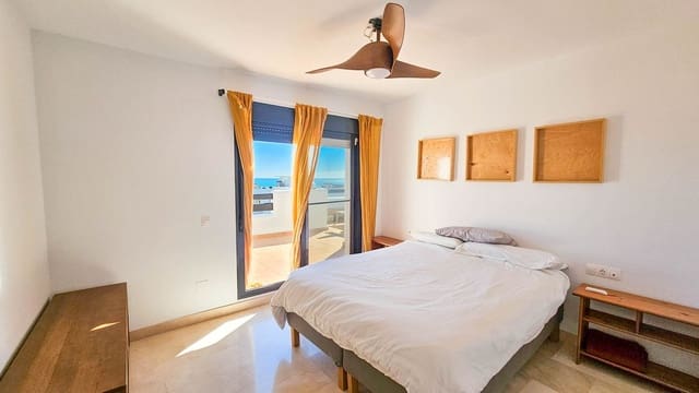 3 sovrum Lägenhet till salu i Bahia de Casares, Casares - 550 000 € (Ref: 8872363)