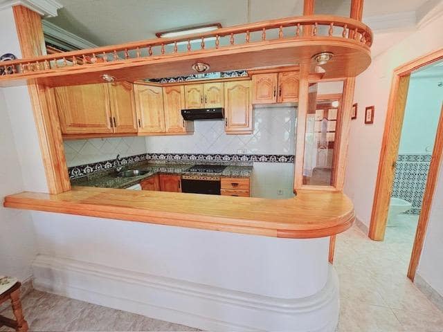 4 chambre Villa/Maison à vendre à Zona Pueblo, Guardamar del Segura - 220 000 € (Ref: 8872375)