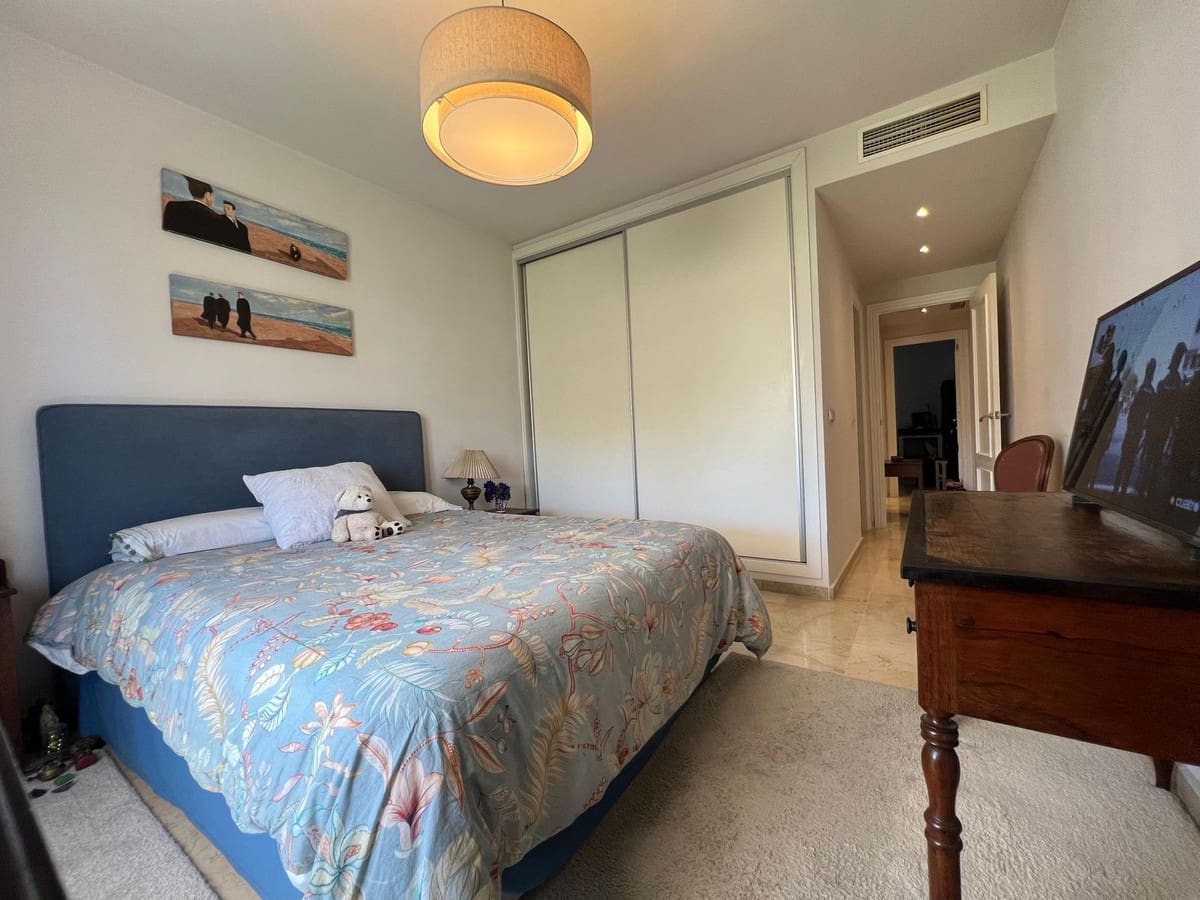 2 sypialnia Apartament na sprzedaż w Guadalmina z basenem garażem - 430 000 € (Ref: 8872491)