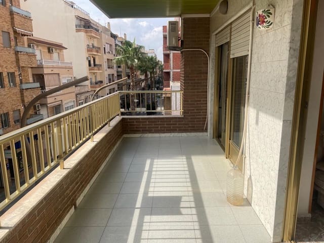 4 slaapkamer Appartement te koop in Centro - Muelle Pesquero, Torrevieja - € 317.000 (Ref: 8872523)