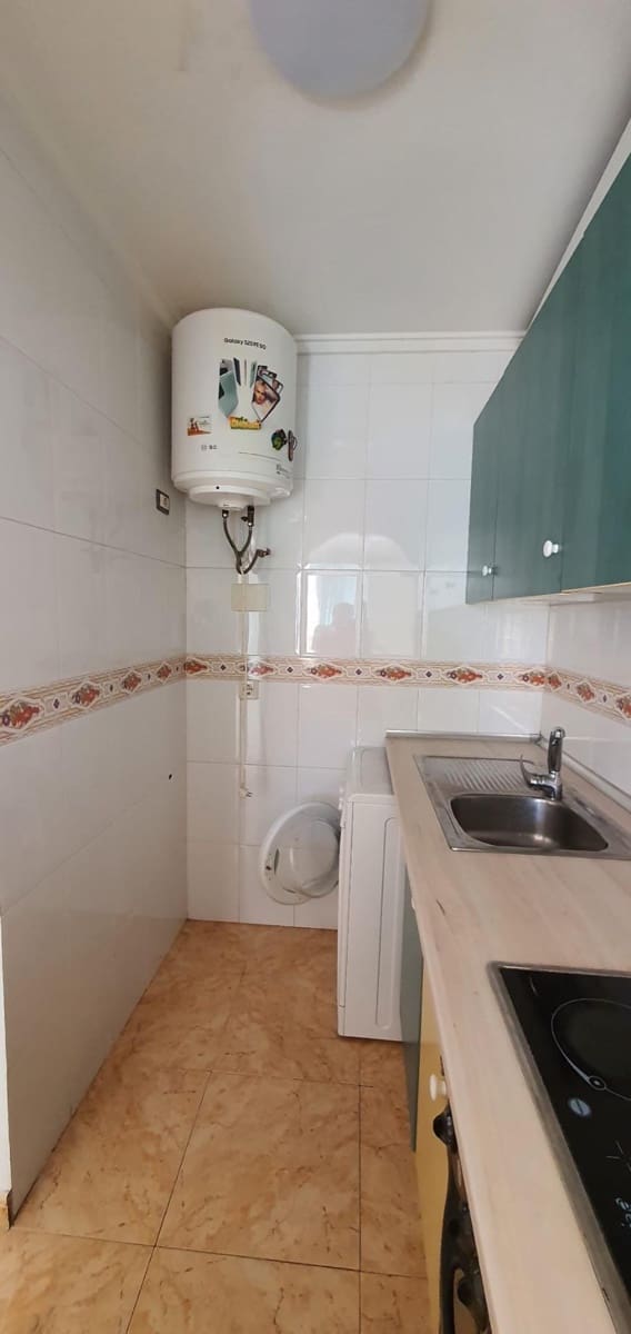 Ático de 2 habitaciones en Torrevieja en venta con piscina - 136.500 € (Ref: 8872561)