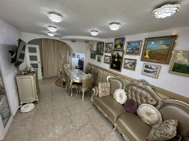 4 sypialnia Willa na sprzedaż w Playa Flamenca, Orihuela z basenem - 212 000 € (Ref: 8872602)