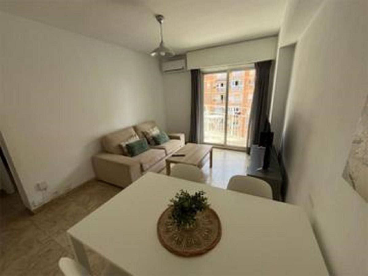 2 makuuhuone Huoneisto myytävänä paikassa Benalmadena - 244 750 € (Ref: 8872624)