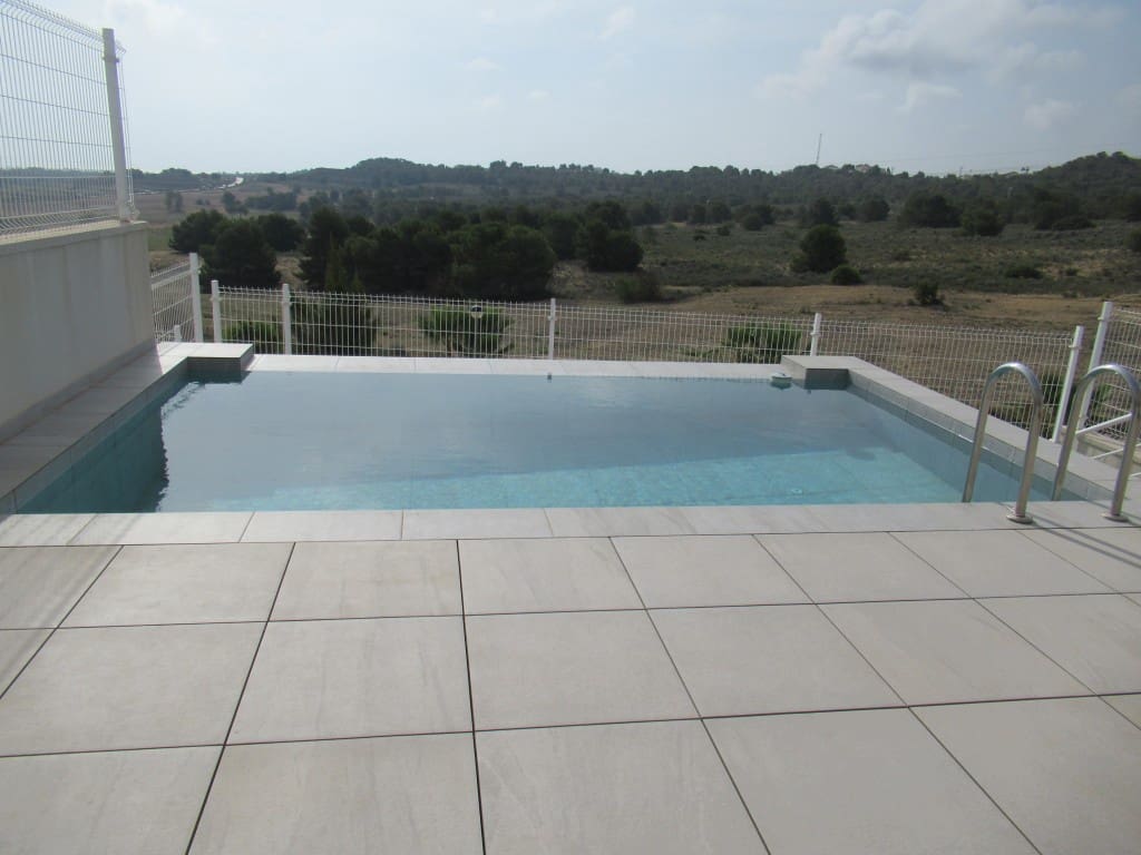 5 sovrum Villa till salu i San Miguel de Salinas med pool - 499 000 € (Ref: 8872630)