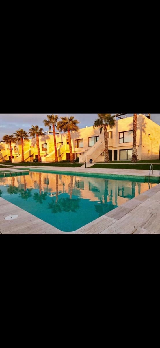 2 bedroom Penthouse for sale in Pilar de la Horadada with pool garage - € 239,950 (Ref: 8872635)