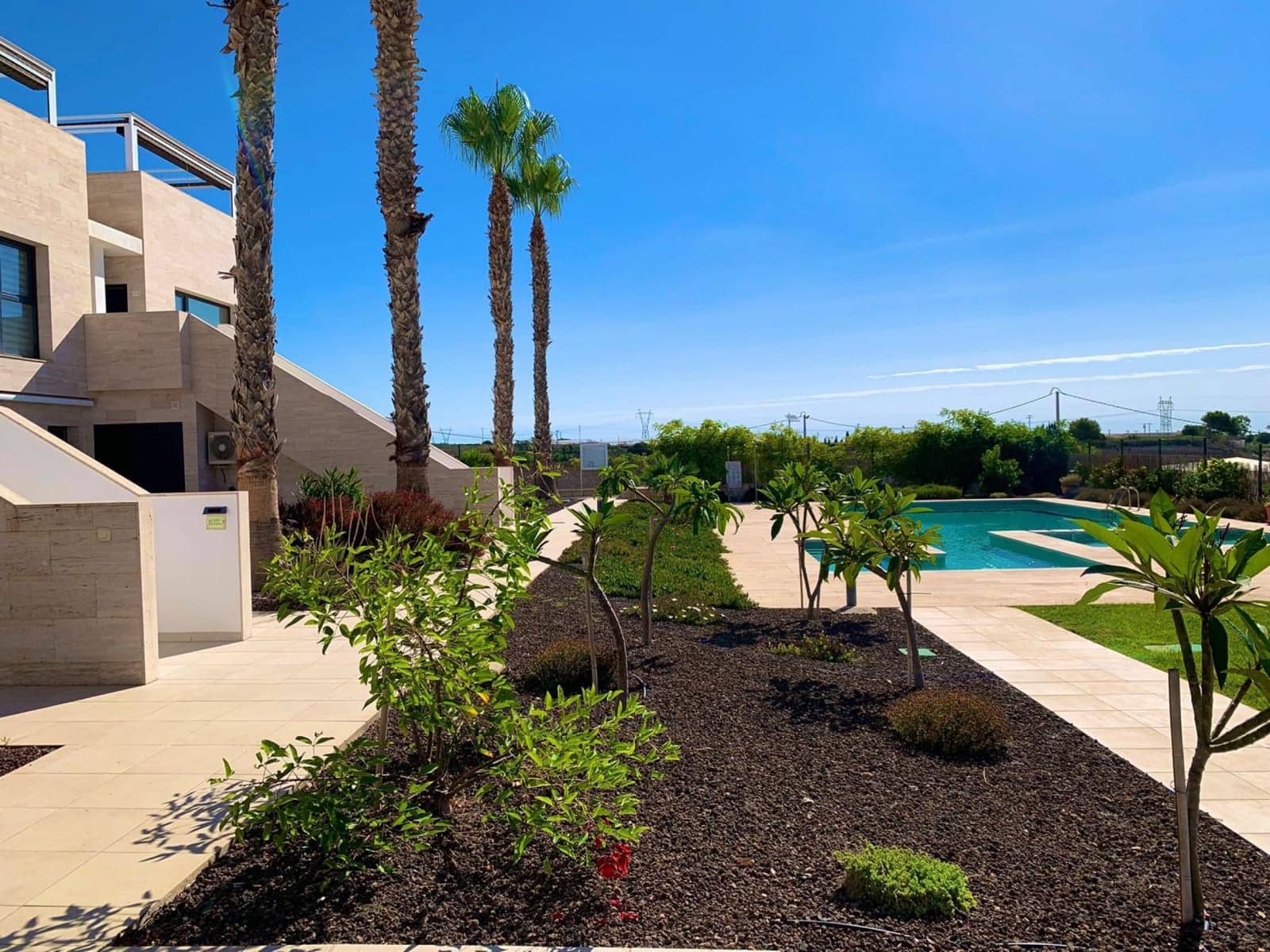 2 bedroom Penthouse for sale in Pilar de la Horadada with pool garage - € 239,950 (Ref: 8872635)