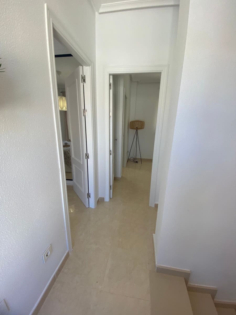 3 quarto Casa em Banda para venda em San Miguel de Salinas com piscina garagem - 229 900 € (Ref: 8872640)