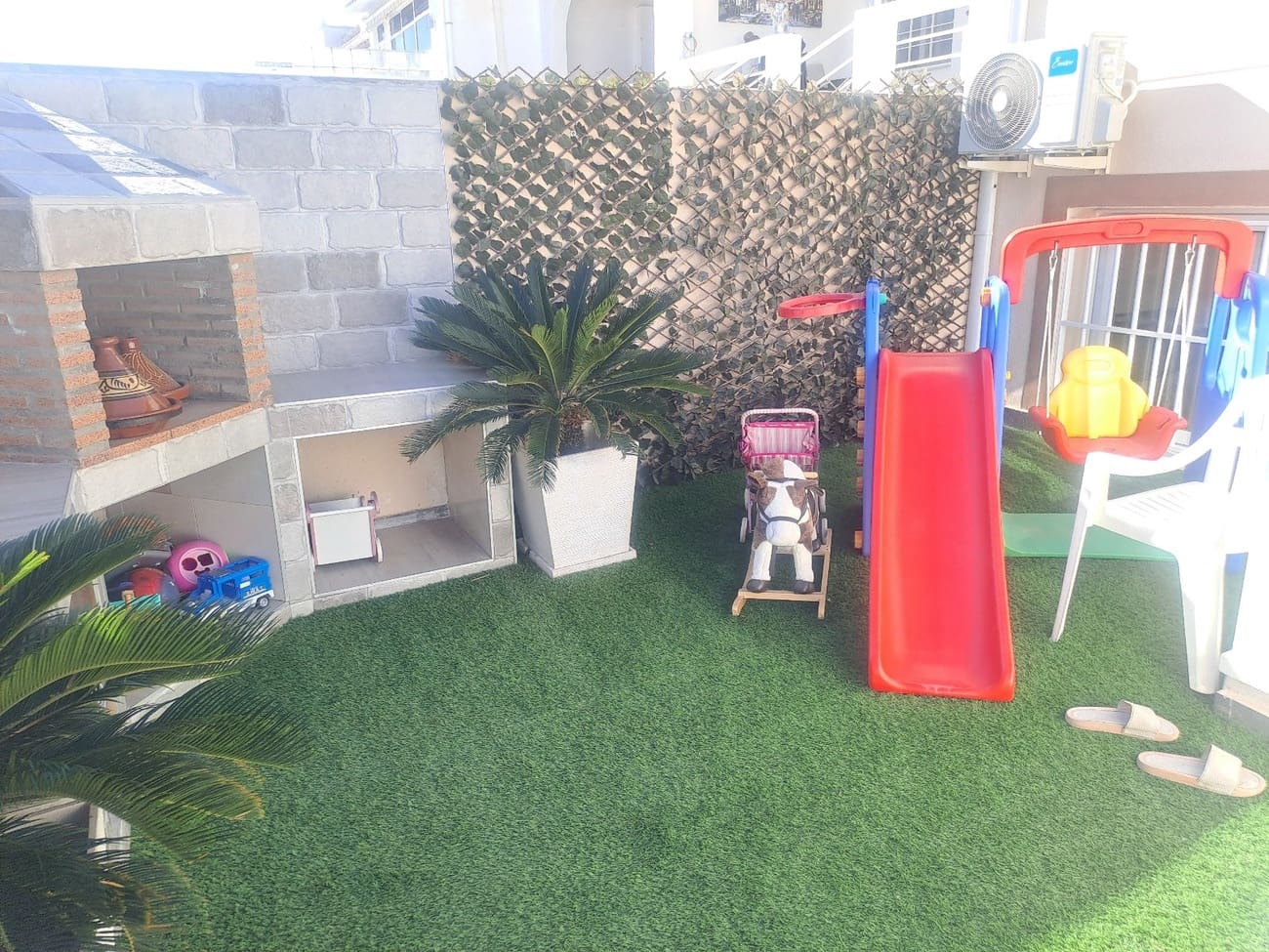 Casa de 4 habitaciones en Ciudad Quesada en venta - 265.000 € (Ref: 8872651)