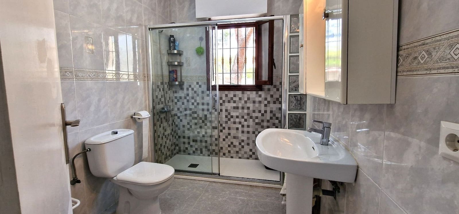 6 soveværelse Villa til salg i Orihuela med garage - € 450.000 (Ref: 8872745)