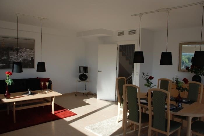 4 chambre Villa/Maison Semi-Mitoyenne à vendre à Fuengirola avec piscine - 450 000 € (Ref: 8872752)