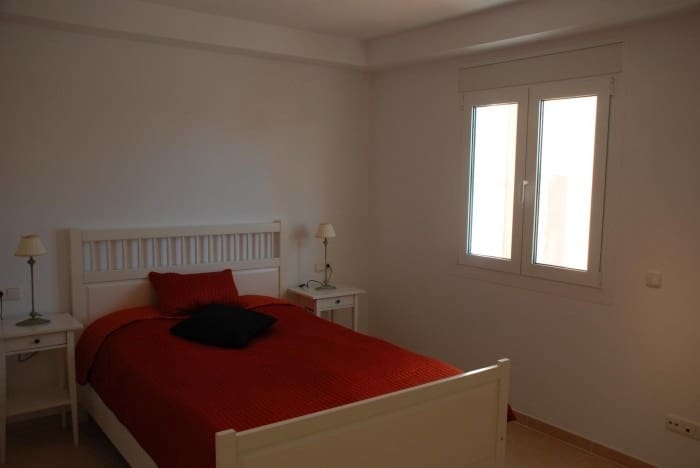 4 chambre Villa/Maison Semi-Mitoyenne à vendre à Fuengirola avec piscine - 450 000 € (Ref: 8872752)