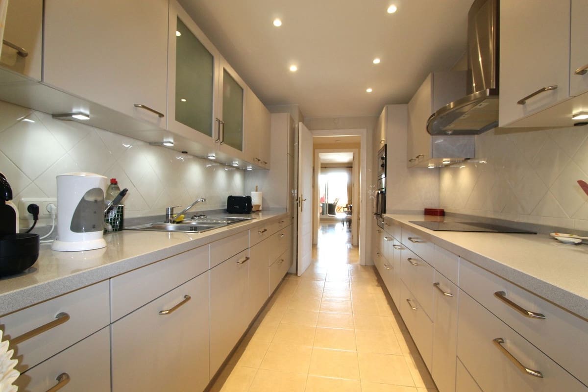 3 quarto Apartamento para venda em Elviria - 535 000 € (Ref: 8875657)