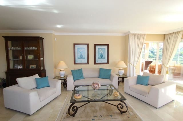 3 quarto Apartamento para venda em Elviria, Marbella - 535 000 € (Ref: 8875657)