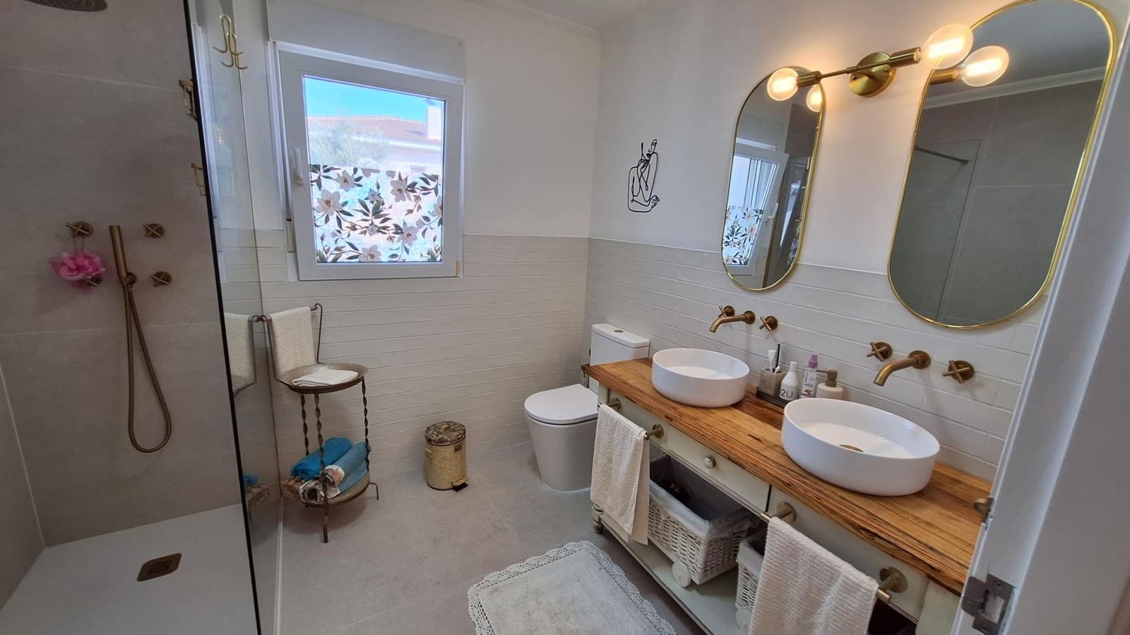 4 makuuhuone Huvila myytävänä paikassa Torrevieja mukana uima-altaan - 490 000 € (Ref: 8875660)