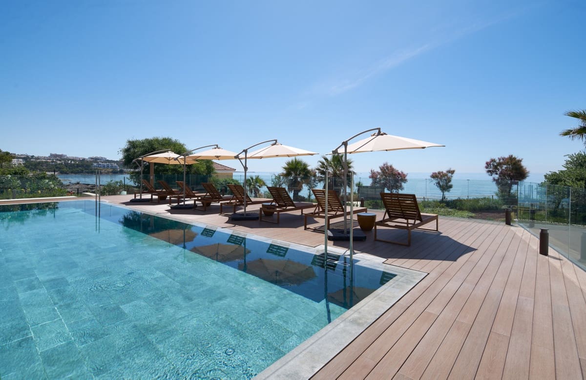 3 chambre Appartement à vendre à Estepona avec piscine - 2 650 000 € (Ref: 8881764)