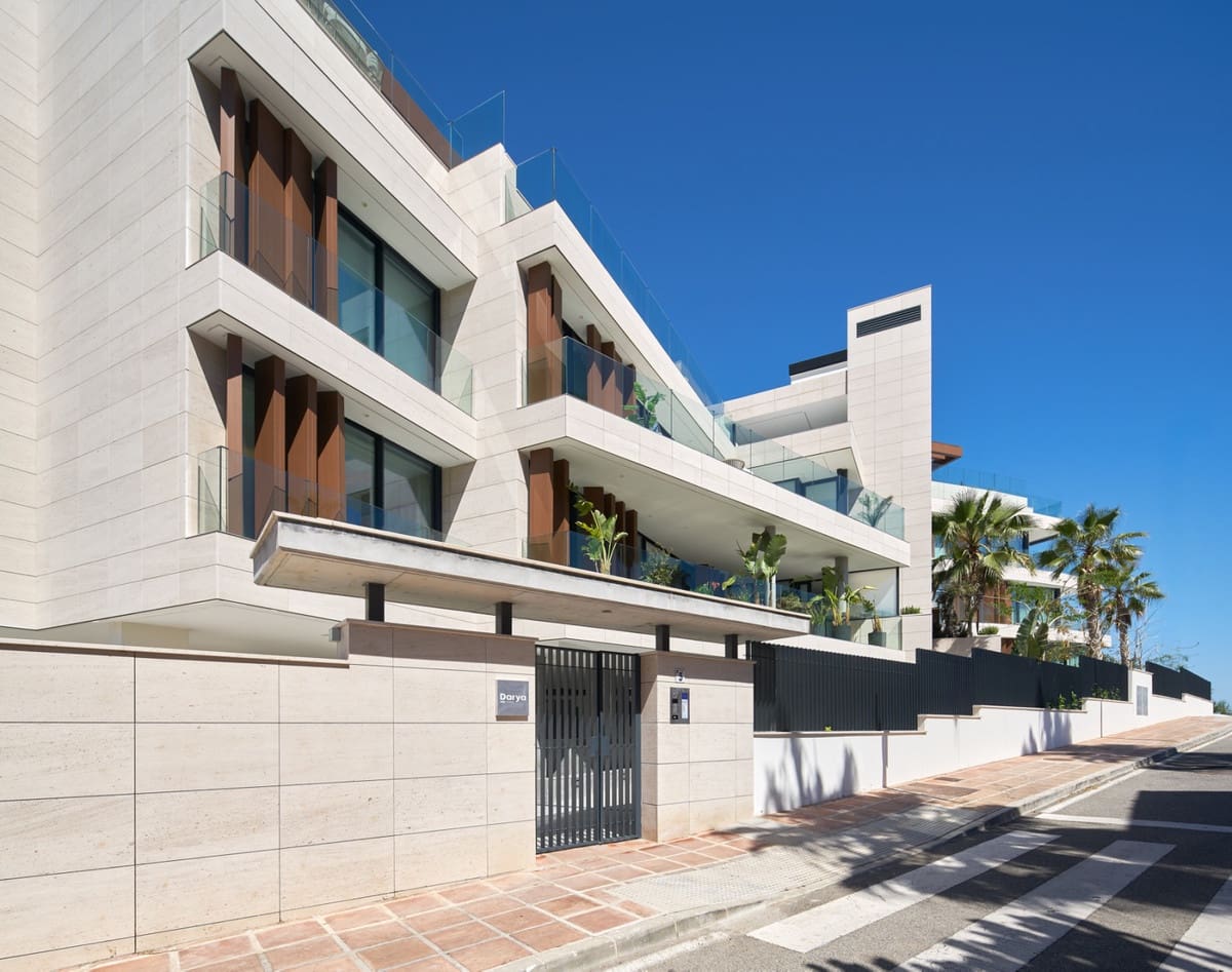 3 chambre Appartement à vendre à Estepona avec piscine - 2 650 000 € (Ref: 8881764)