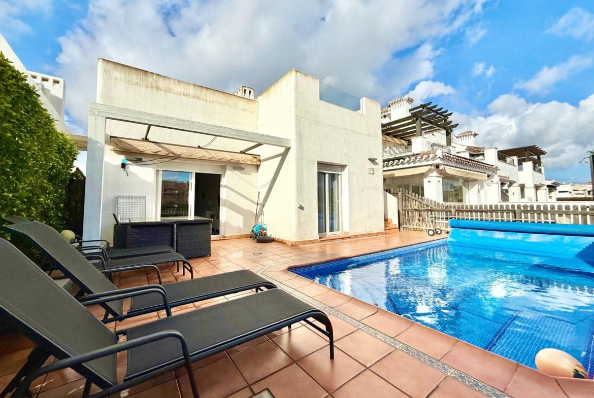 3 bedroom Villa for sale in Torre-Pacheco - € 385,000 (Ref: 8886101)
