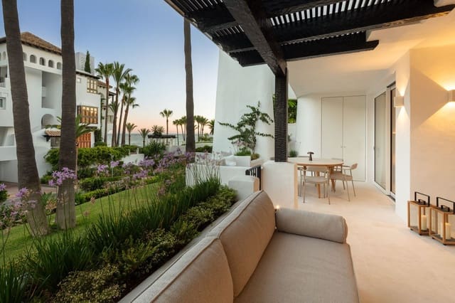3 bedroom Apartment for sale in Golden Mile, Marbella - € 3,995,000 (Ref: 8887968)