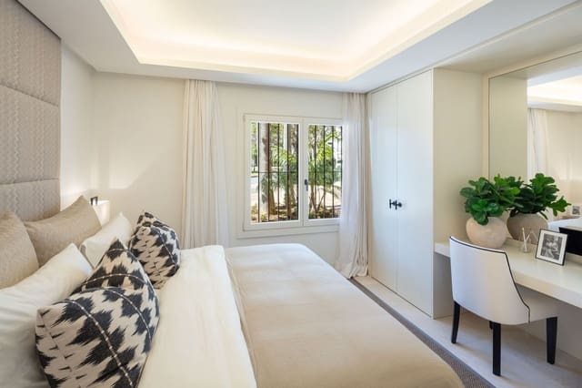 3 sypialnia Apartament na sprzedaż w Lomas De Marbella, Marbella - 4 650 000 € (Ref: 8887969)