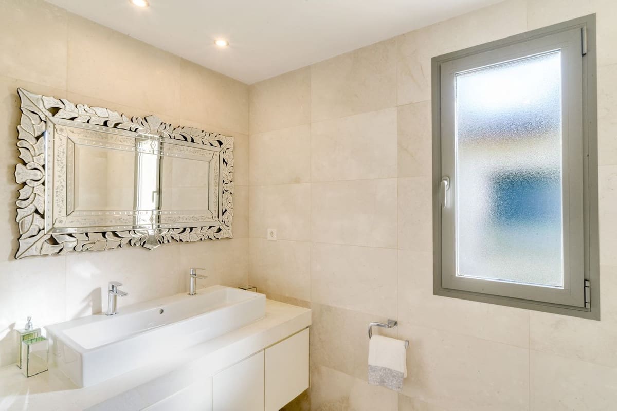 5 soveværelse Villa til salg i Costabella - € 3.950.000 (Ref: 8887970)