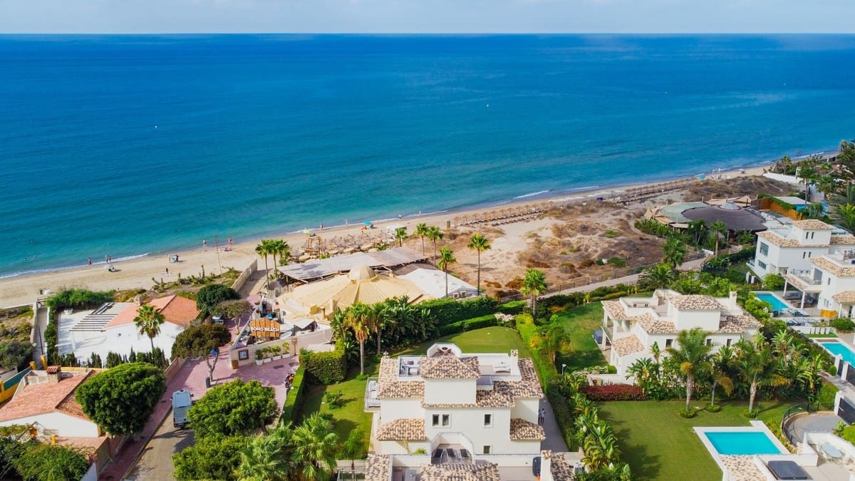 5 soveværelse Villa til salg i Costabella - € 3.950.000 (Ref: 8887970)