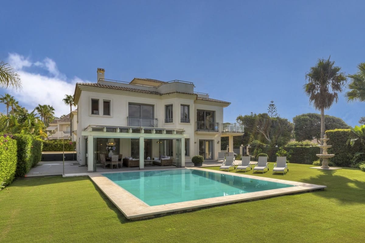 5 soveværelse Villa til salg i Costabella - € 3.950.000 (Ref: 8887970)