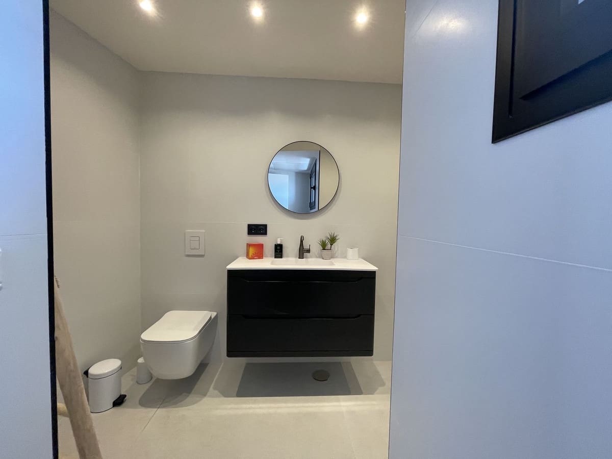 7 bedroom Villa for sale in Elviria - € 3,790,000 (Ref: 8887971)