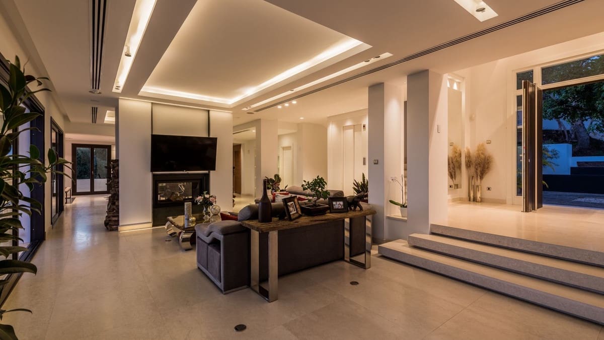 5 sovrum Villa till salu i Los Monteros - 2 950 000 € (Ref: 8887975)