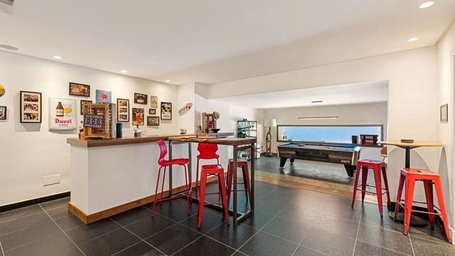 Chalet de 5 habitaciones en Los Monteros, Marbella en venta con piscina - 2.950.000 € (Ref: 8887975)