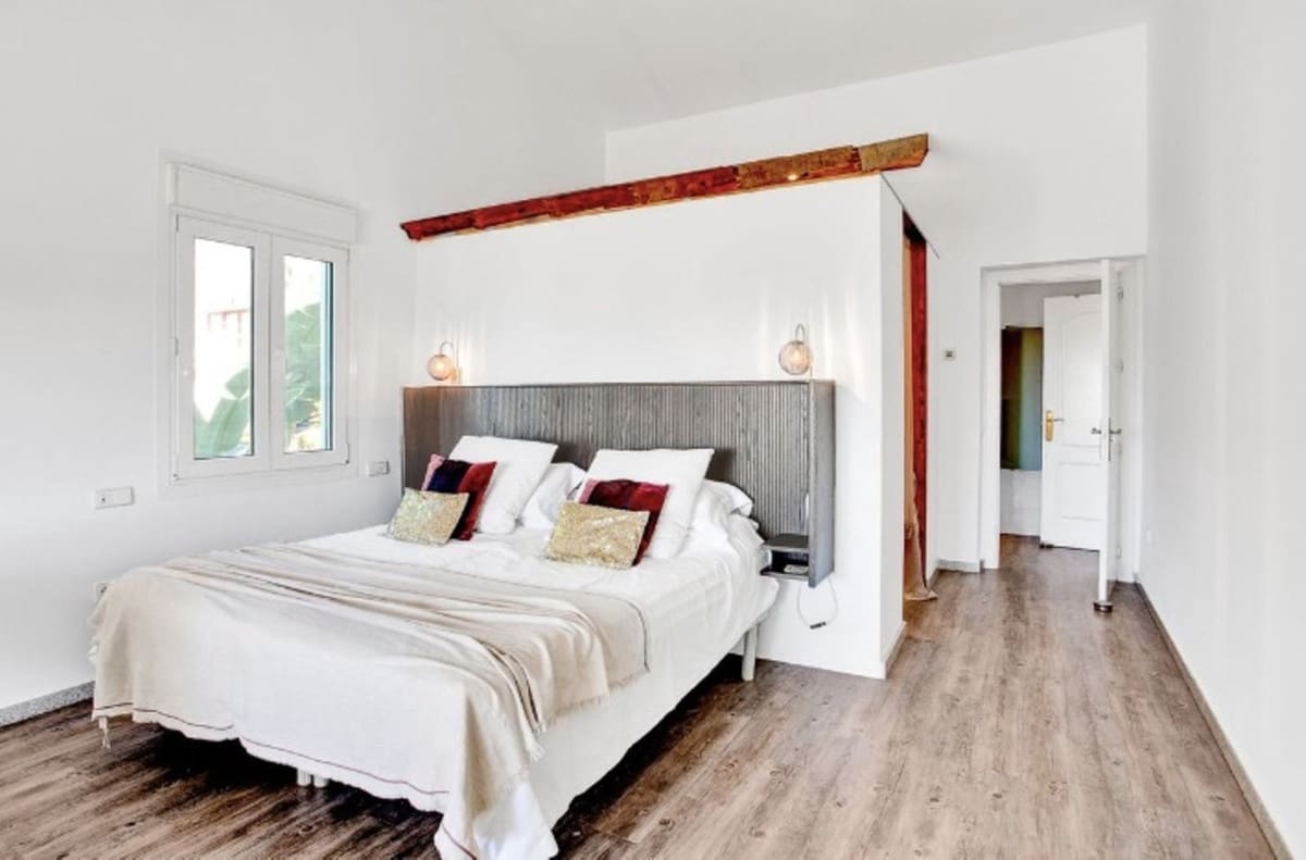 6 chambre Villa/Maison à vendre à Marbesa - 2 150 000 € (Ref: 8887985)