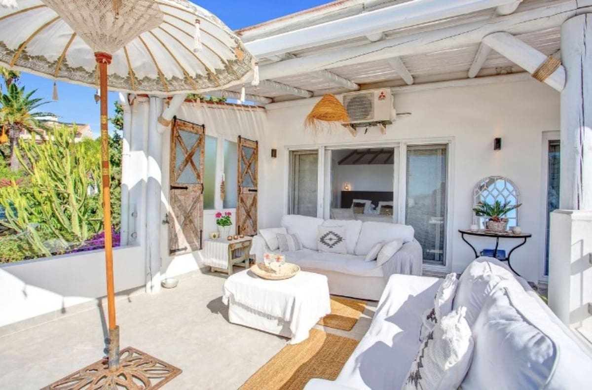 6 chambre Villa/Maison à vendre à Marbesa - 2 150 000 € (Ref: 8887985)