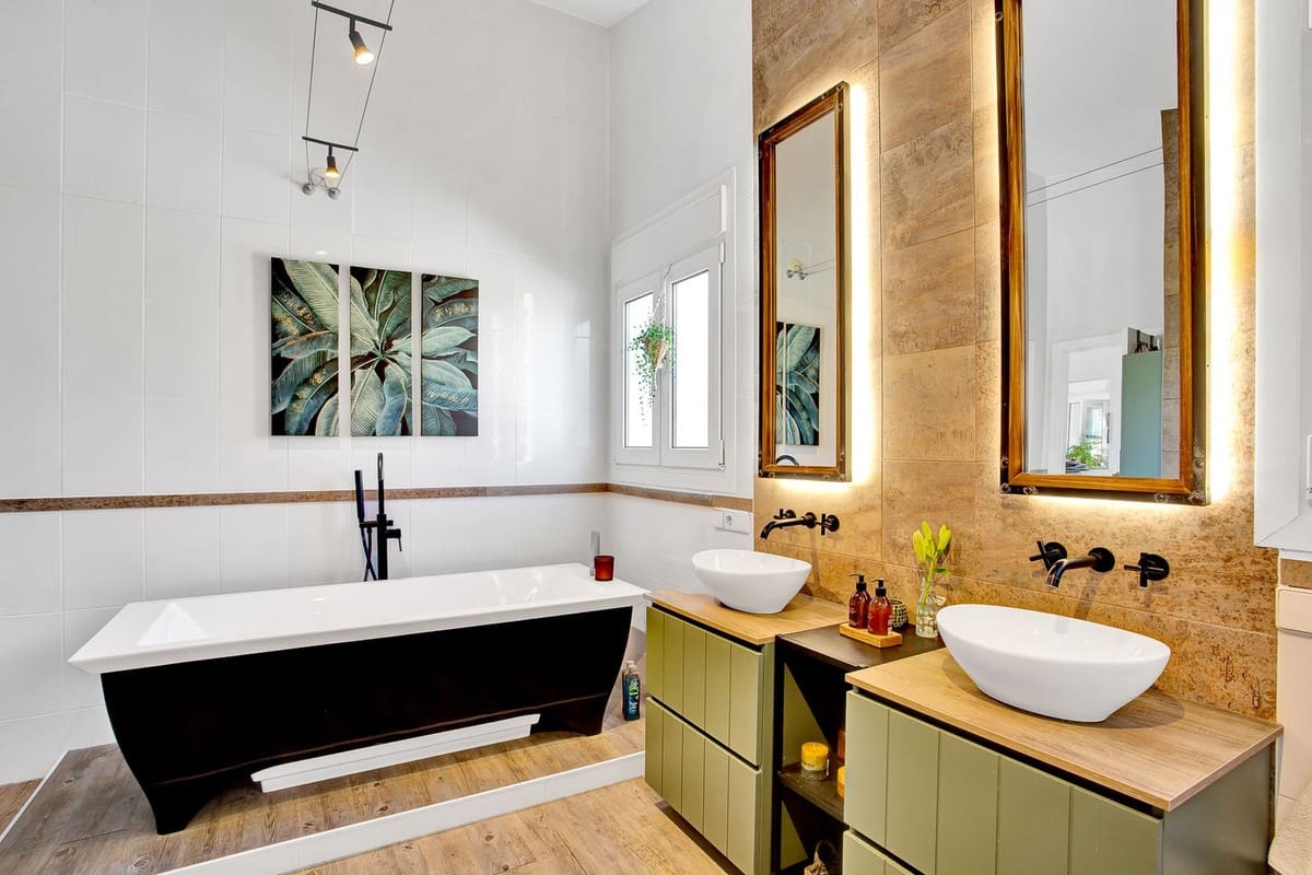 6 chambre Villa/Maison à vendre à Marbesa - 2 150 000 € (Ref: 8887985)