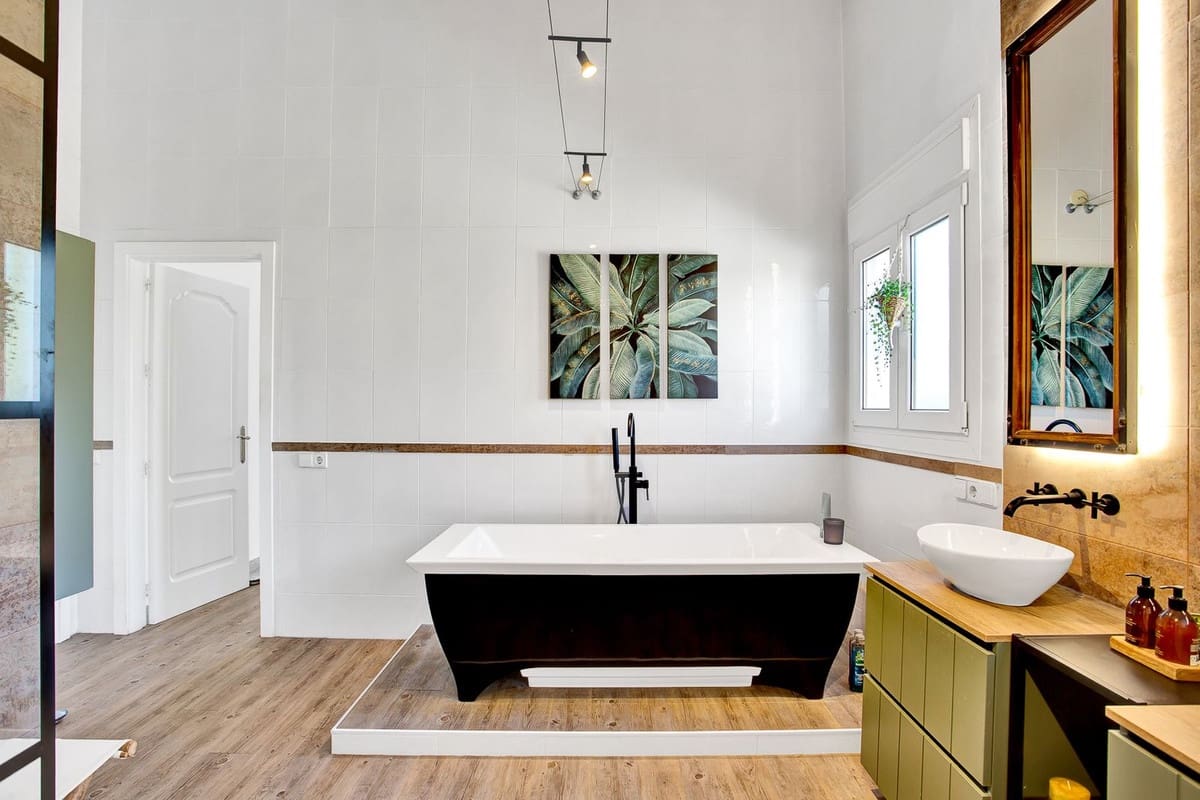 6 chambre Villa/Maison à vendre à Marbesa - 2 150 000 € (Ref: 8887985)