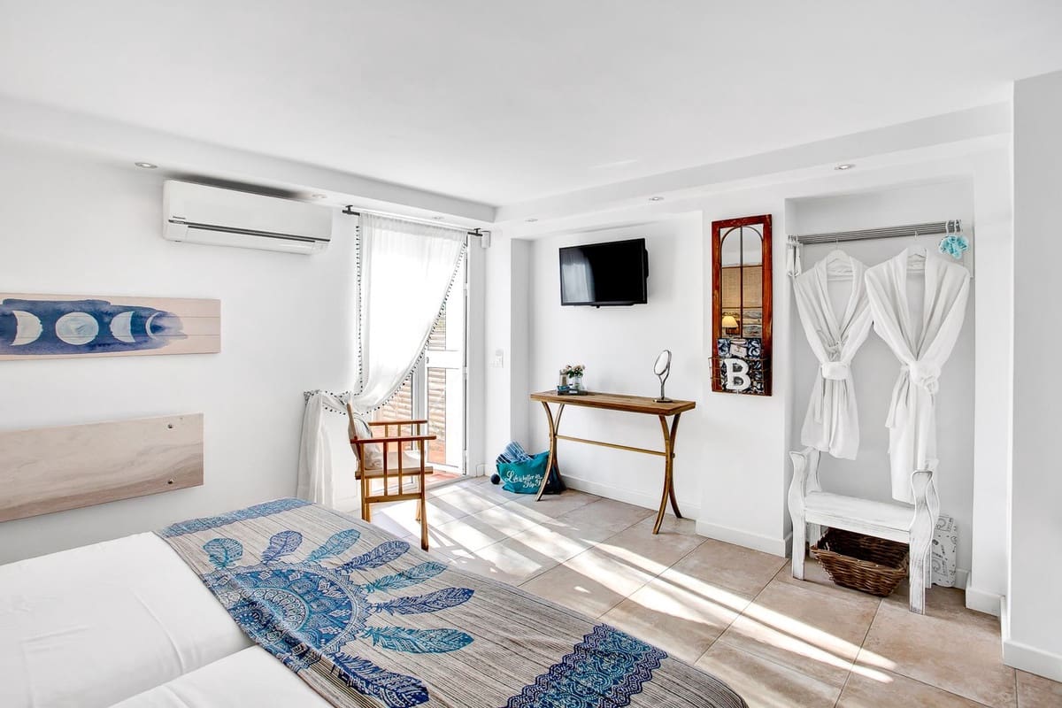 6 chambre Villa/Maison à vendre à Marbesa - 2 150 000 € (Ref: 8887985)