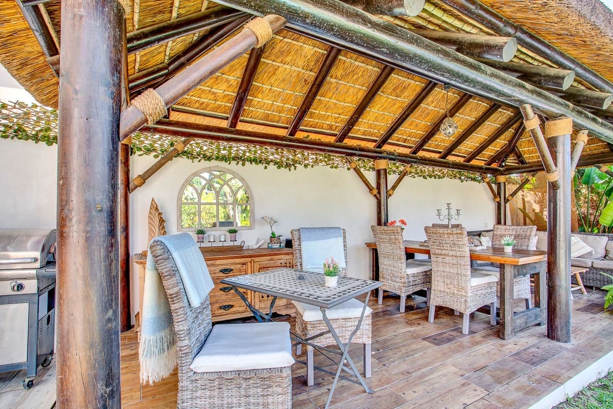 6 chambre Villa/Maison à vendre à Marbesa - 2 150 000 € (Ref: 8887985)