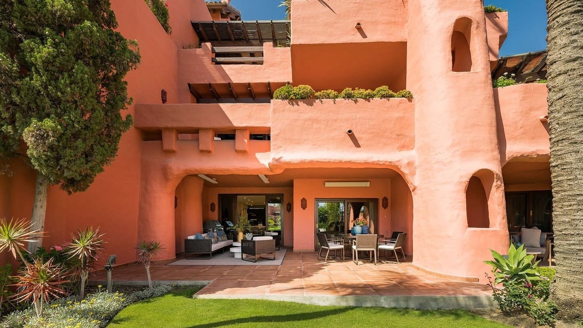 3 sovrum Lägenhet till salu i Estepona - 1 825 000 € (Ref: 8887989)