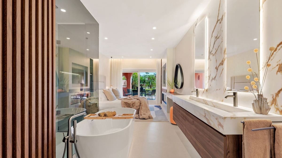 3 sovrum Lägenhet till salu i Estepona - 1 825 000 € (Ref: 8887989)