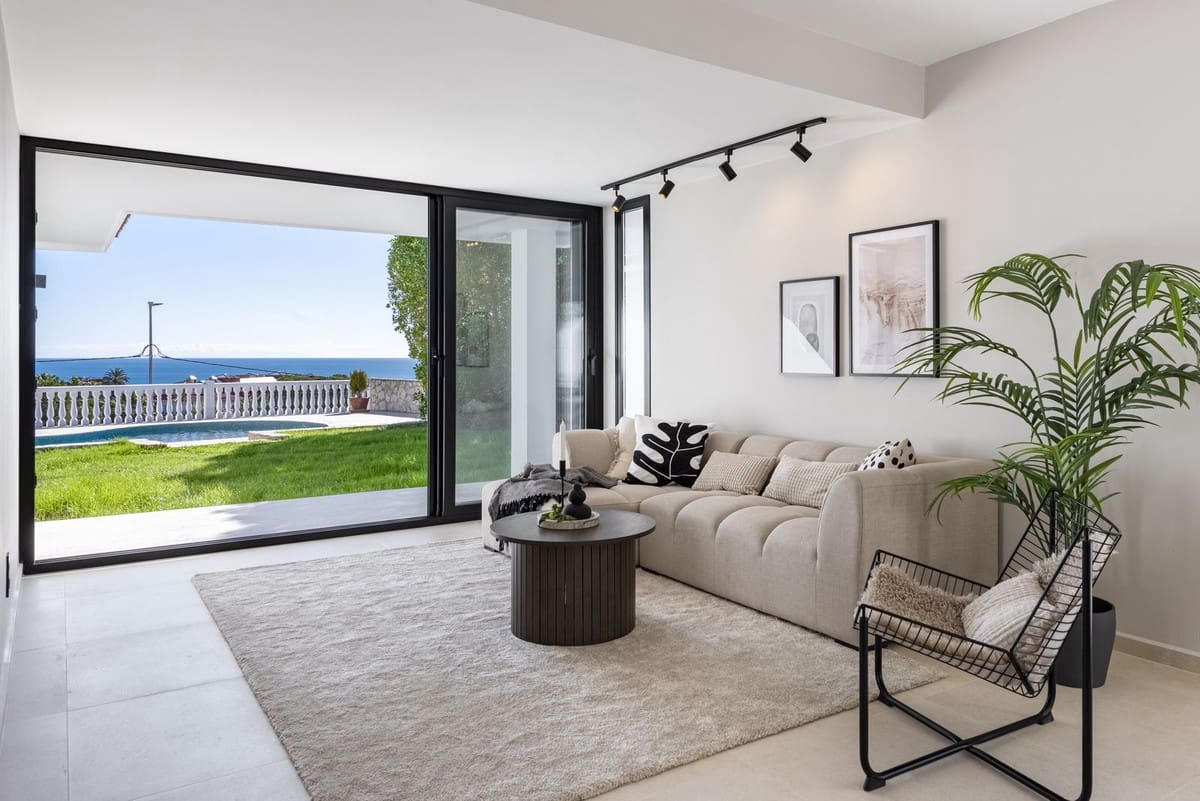 4 soveværelse Villa til salg i Benalmadena Costa - € 1.295.000 (Ref: 8888008)