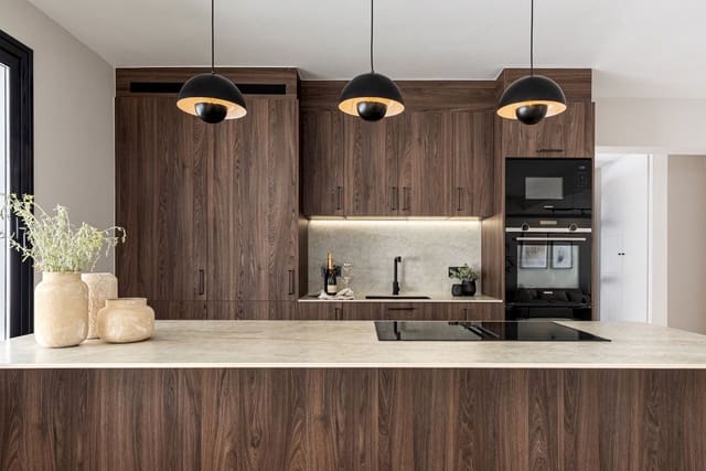 4 soveværelse Villa til salg i Benalmadena Costa, Benalmádena - € 1.295.000 (Ref: 8888008)