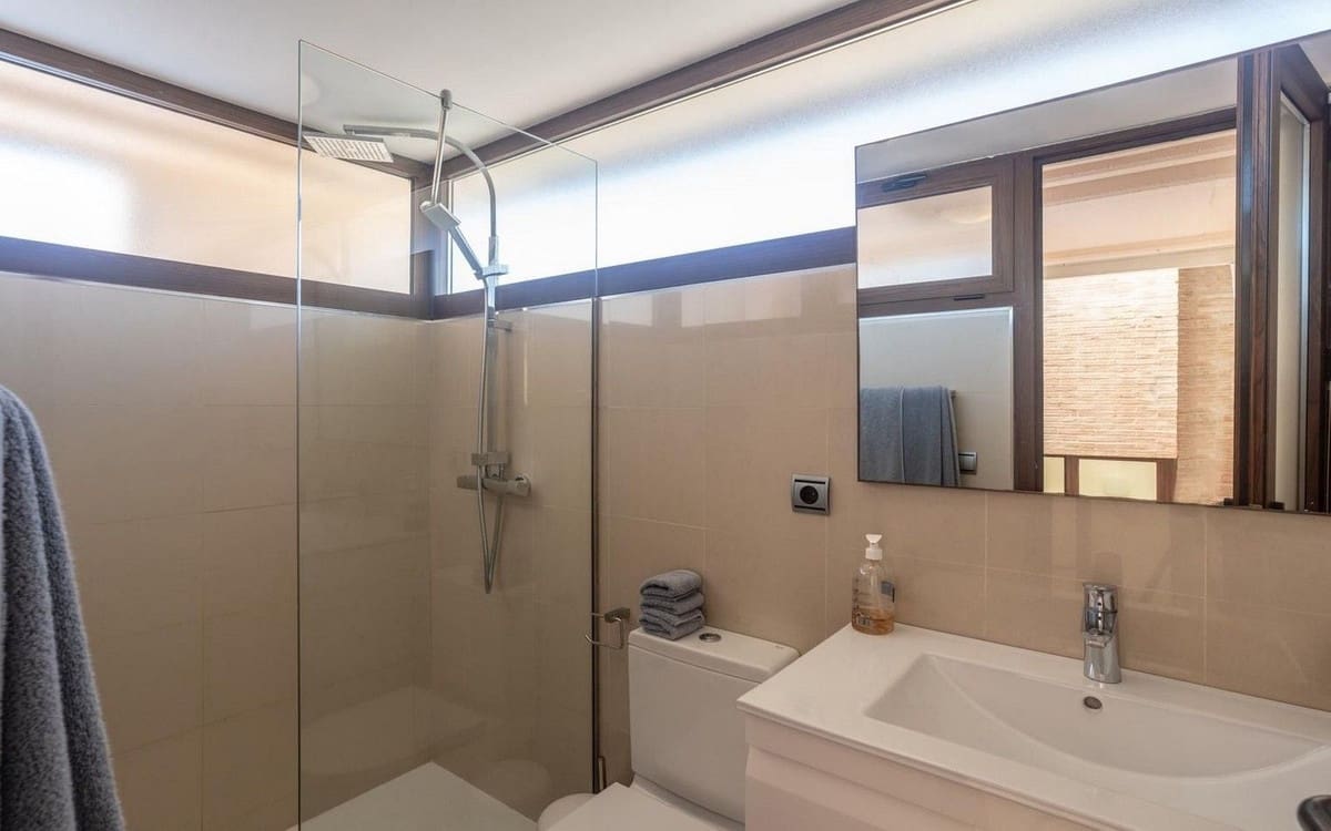 2 slaapkamer Penthouse te koop in Estepona - € 630.000 (Ref: 8888010)