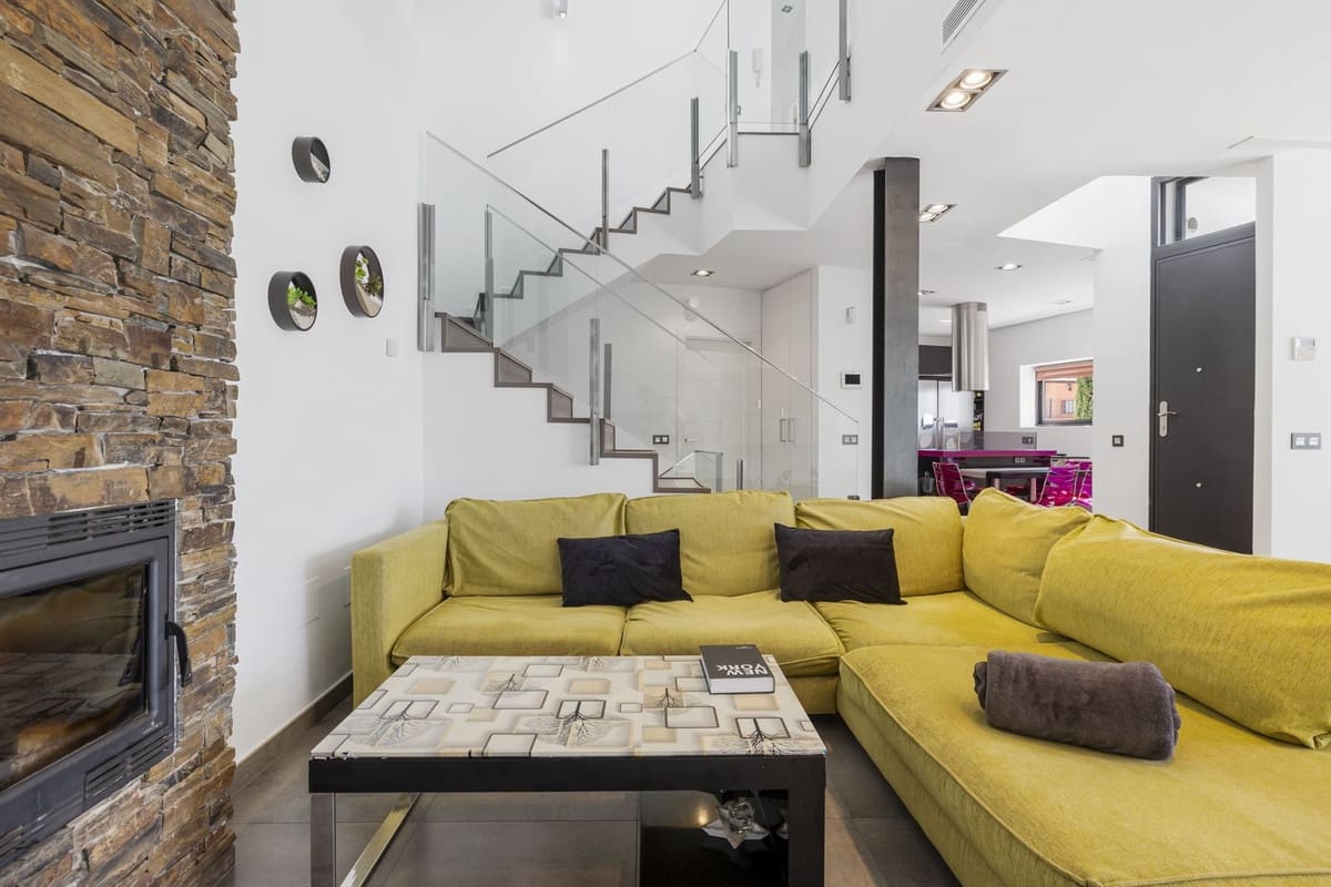 4 soveværelse Villa til salg i La Sierrezuela - € 795.000 (Ref: 8888014)