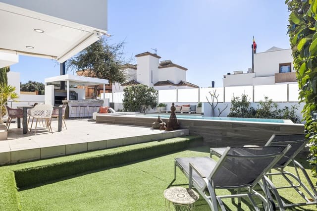 4 soverom Villa til salgs i La Sierrezuela, Mijas - € 795 000 (Ref: 8888014)